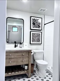 Chic-Styled Studio near Lucas Oil Stadium - Image 4