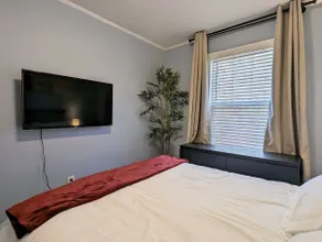Stylish Downtown Apt | Unit #3 | Near Everything! - Image 4