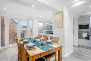 Gravesend 3 Beds by JADA Homes - Image 3