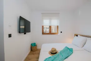 Oleander Seaside Retreats for a Winter Getaways - Image 3