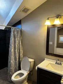-Condo381- - Image 3