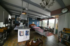 R.- SUITE/LOFT (Eclectic) - Image 5