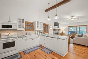 Luxury Lakefront Retreat w/ Hot Tub! - Image 4