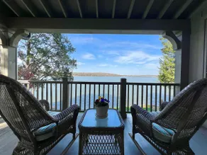 Luxe Cottage on a Private Island - Image 3