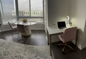 Stylish1BR, FREE Parking, Pool,Gym,Wifi - Image 3