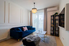 Flex SelfCheckIns 66 / Garage / Lodge / Luxury - Image 2