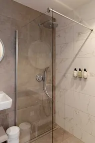 Finest Apartments - Image 4