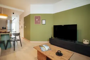 Los Olivos | 1-Bedroom Apartment with Patio - Image 2