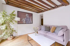 Elegant Duplex in Montmartre – Abbesses - Image 2