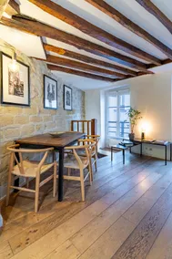 Elegant Duplex in Montmartre – Abbesses - Image 5