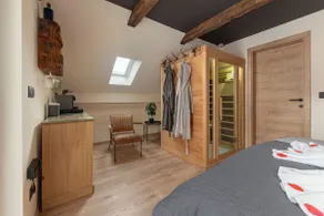 Deluxe House Maj - Image 2