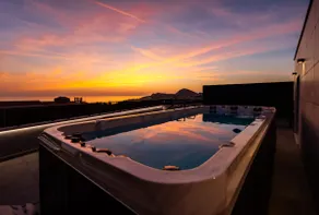 Cascade Luxury Apartments - Image 5