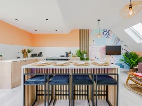 Duplex 2 Bedroom Apartment with large Balcony - Image 4