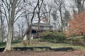 Waterfront Cottage with Dock - Image 3