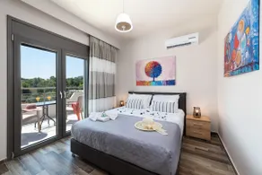 Sun's Reach Villa - Image 3