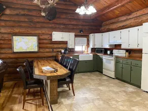 Warroad Log Cabin Heated Garage! - Image 2