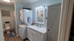 The Sunshine Cottage on Tillery - Image 3