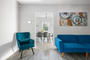 Renovated 5BR in Old Mt. Pleasant - Image 3