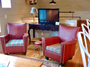 Maine oceanfront getaway. - Image 2