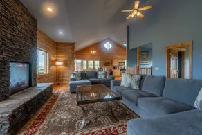 Goat Mountain Cabin - Image 2