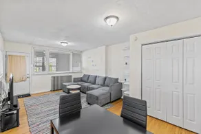 Cozy One Bedroom Unit of a duplex - Image 2