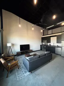 Studio Style Airbnb in Bird City - Image 5