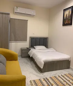 Cozy Private Room - Image 5