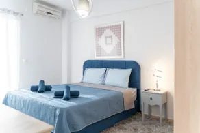 Colorful city apartment - Image 2
