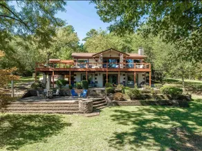 Beautiful Lake View - Image 2