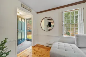 Pet friendly Cotuit Charmer- 5min drive from beach - Image 4