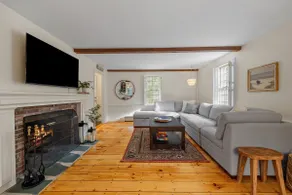 Pet friendly Cotuit Charmer- 5min drive from beach - Image 3