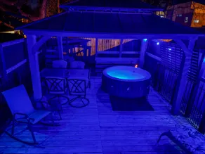 Hot Tub Glow Hill Home Near Horse Park and Ark - Image 4