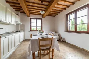 The Almond in Tuscany - Image 4