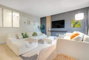 Modern & Cozy Getaway 3BR APT Near DTLA - Alhambra - Image 3