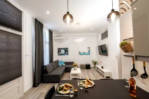 Central Suites Aegina 2 - Image 2