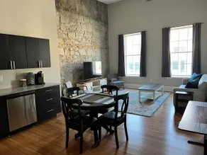 Downtown Augusta - 1 Bedroom Loft - Image 2