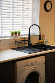 Cosy Modern Flat (NEC/BHX Stays) - Image 3