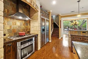 Private Luxury Resort, Sleeps 21 - Image 5
