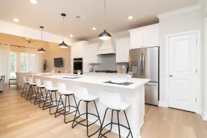 Sleeps 10 - Beach Vacation+Pool, 6 Beds/4BR/3.5BA - Image 3