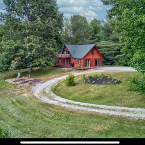 Cascade Cabin - Image 2