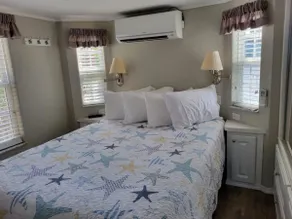Waterfront Keys Cottage w/ Sleeping Loft Sleeps 8 - Image 4