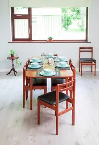 Ellie's Farmhouse - Image 5