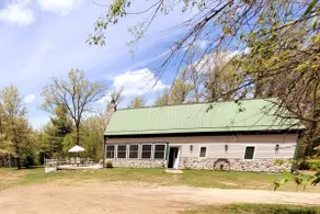 Secluded Cabin Sleeps 18 by Castle Rock, WI Dells - Image 2