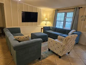 Quiet Family-Friendly Cottage near the beach - Image 5