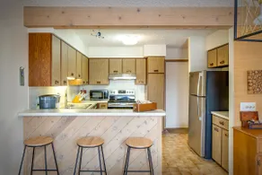 Charming condo for sun or snow. 3 King Beds! - Image 5