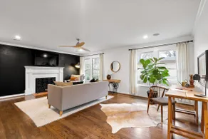Kessler Park Bungalow + mins to Bishop Arts - Image 5