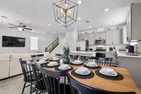 Exclusive *LUXstay* Style & Cozy 5beds/3baths LOVE - Image 4