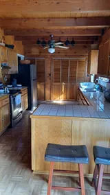 Pine Ridge Cabin - Image 2
