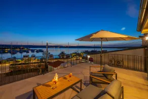 Villa BEACHFRONT - Image 2