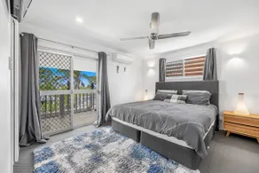 Hillcrest House - A Poolside Retreat on the Coast - Image 4